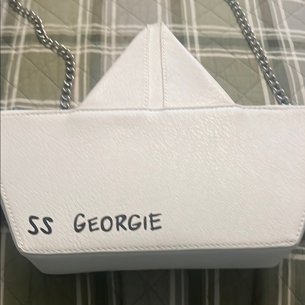Hot Topic White SS Georgie Crossbody Bag with Chain Strap